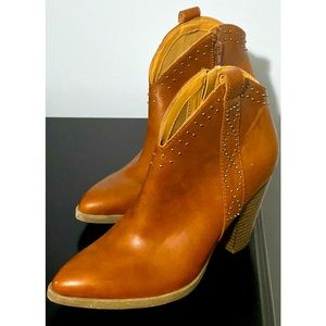 Indigo Rd. Women’s Bootie, Size 7 1/2